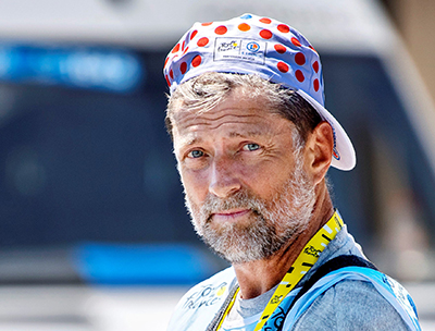 Tour de France fortalt gennem ikoniske fotos og dramatiske anekdoter